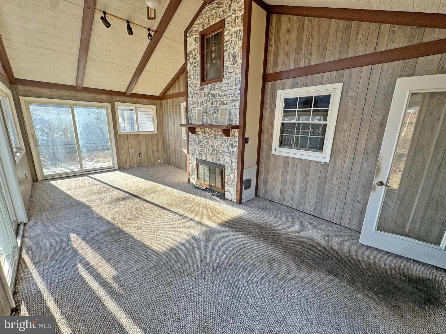 50 Red Maple Avenue photo 19