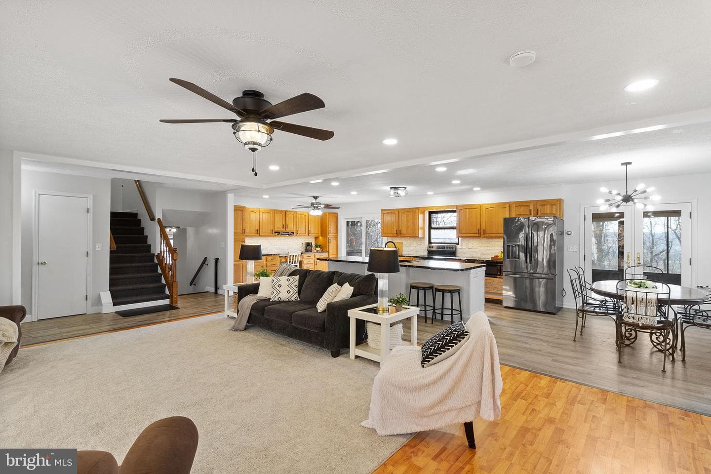 56 Bentwood Road photo 11