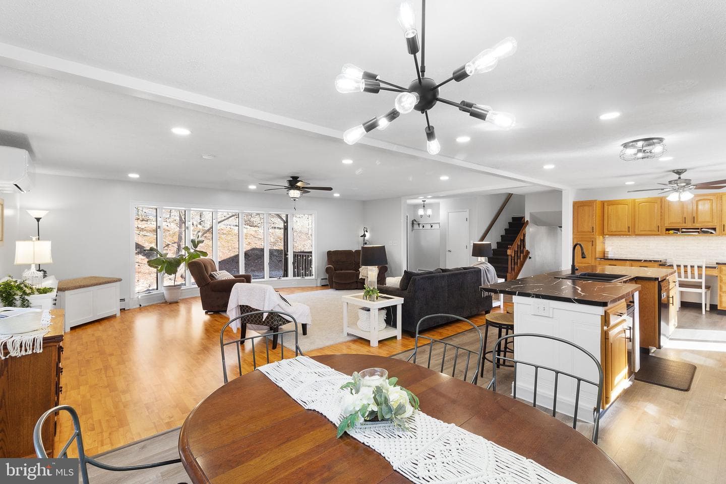 56 Bentwood Road photo 18