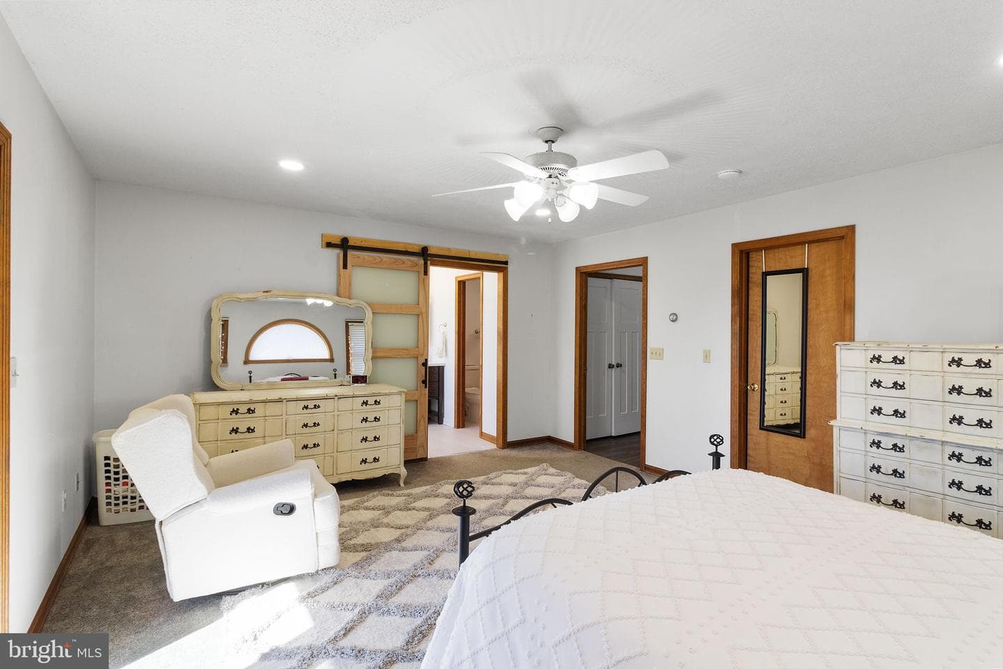 56 Bentwood Road photo 25