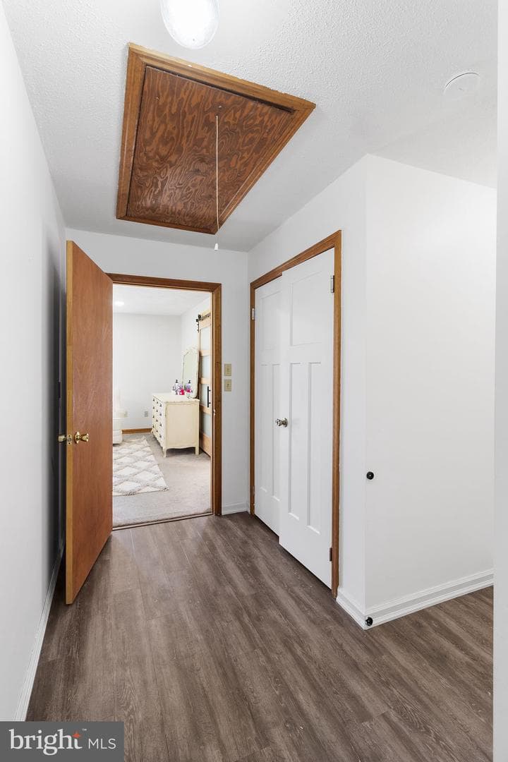 56 Bentwood Road photo 36