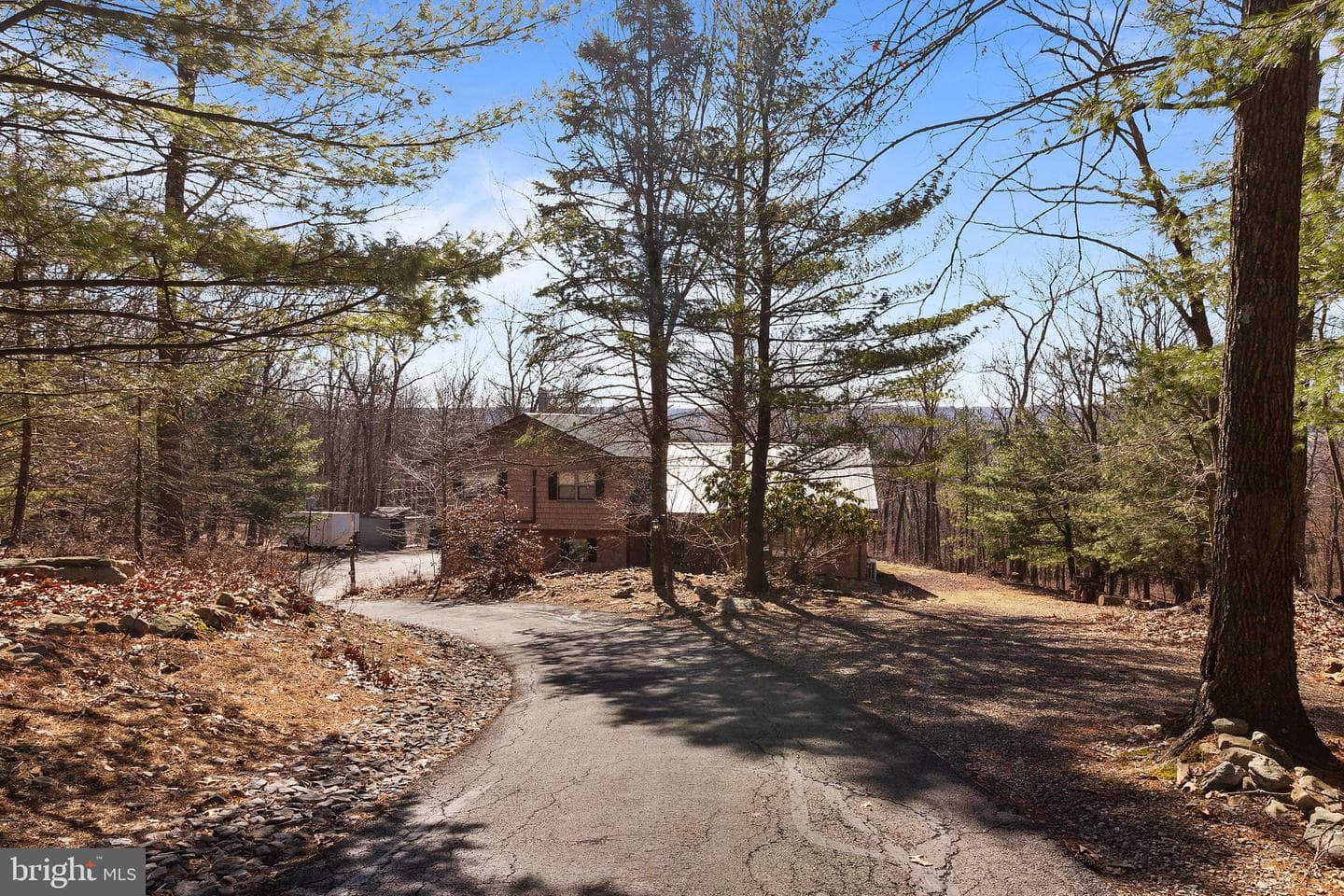 56 Bentwood Road photo 62