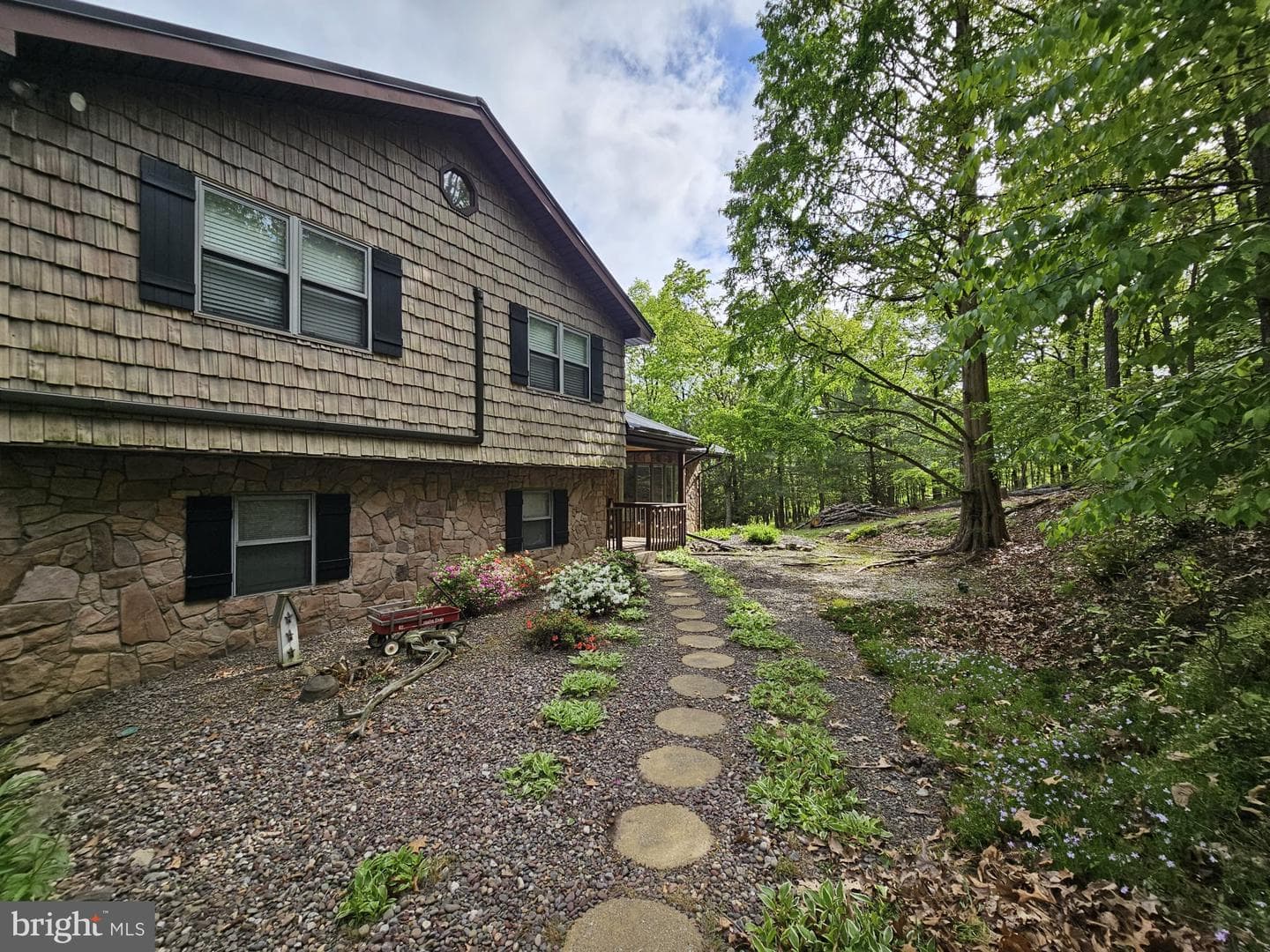 56 Bentwood Road photo 72