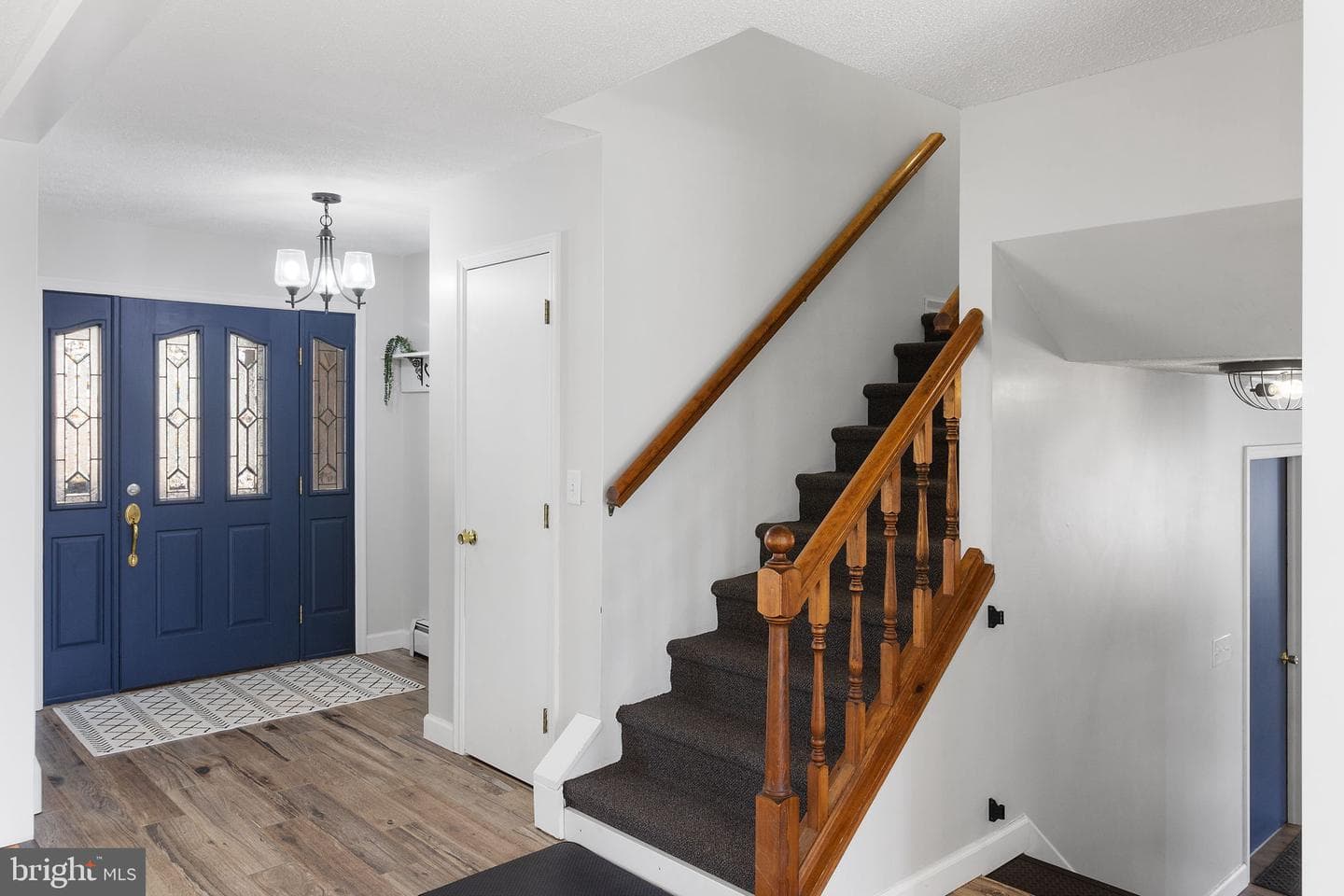 56 Bentwood Road photo 9