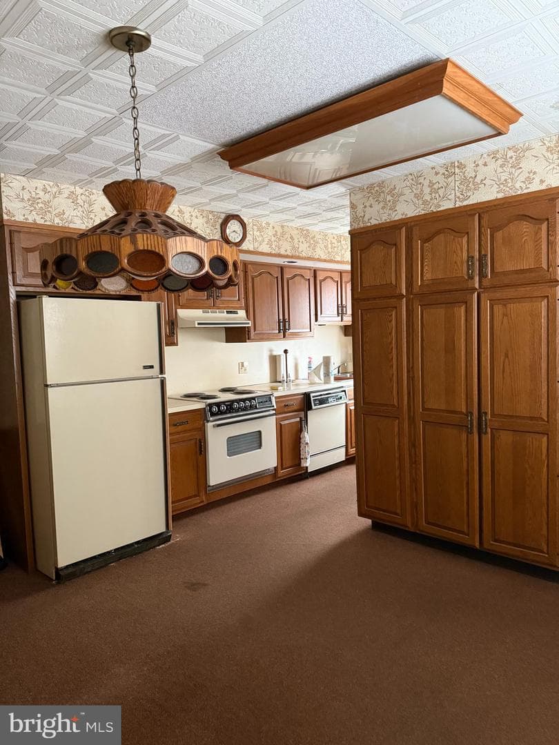 533 Hemlock Street photo 10