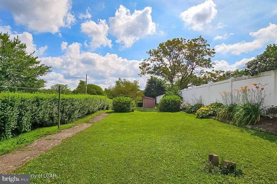 739 Grant Street photo 6