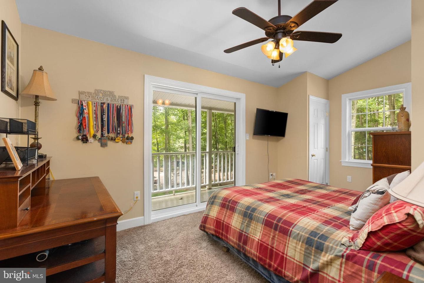 552 S Huron Circle photo 32