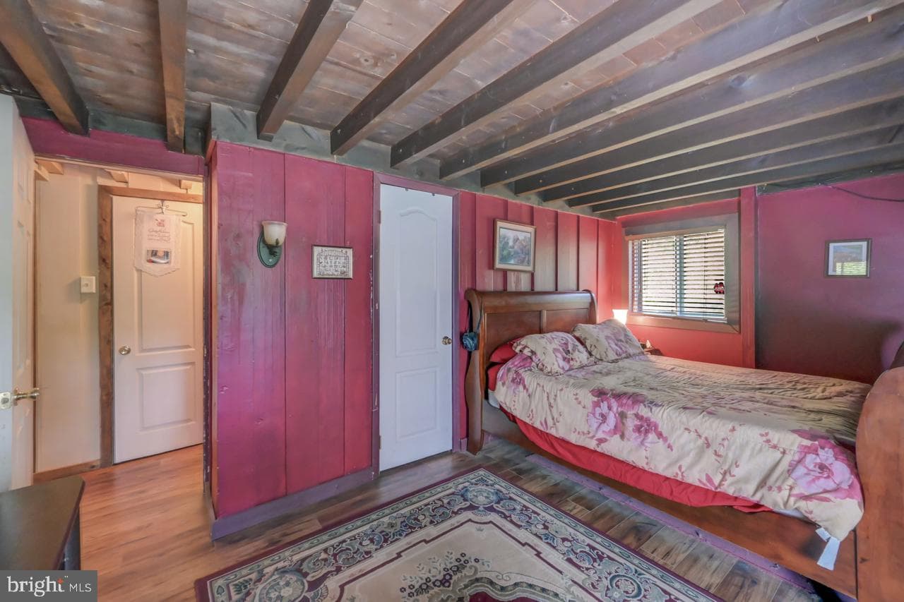 1085 Woodhaven photo 24