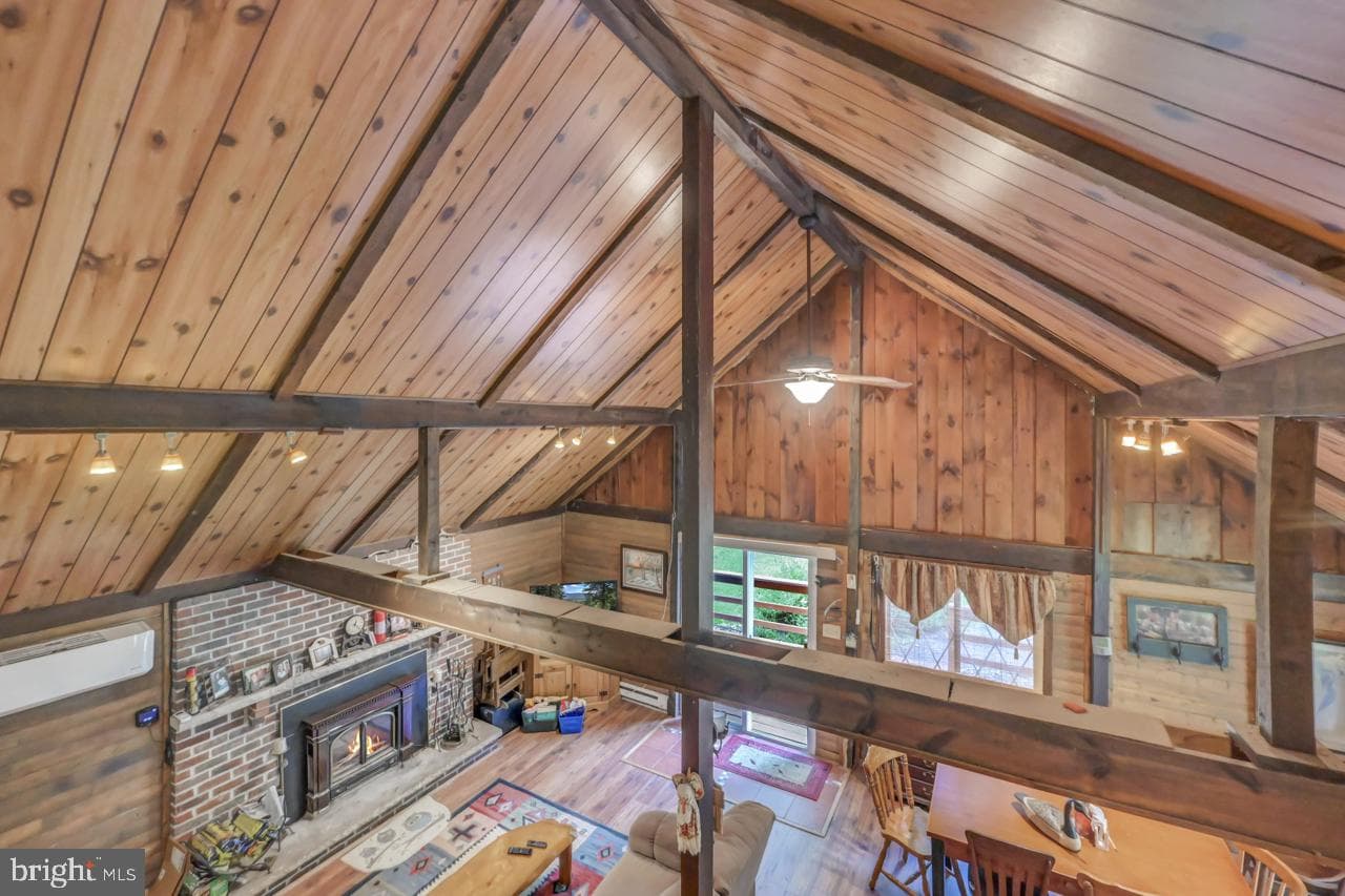 1085 Woodhaven photo 39
