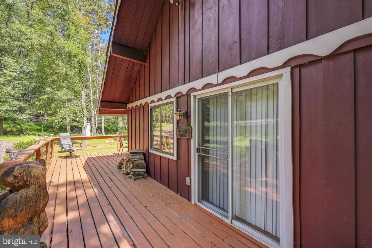 1085 Woodhaven photo 4