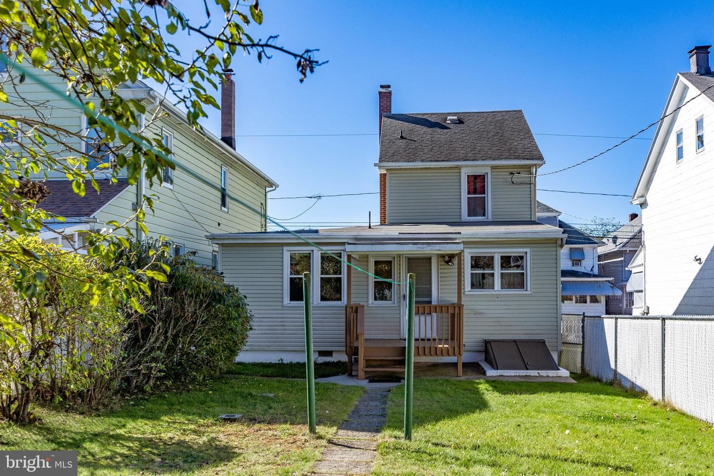 731 N James Street photo 5