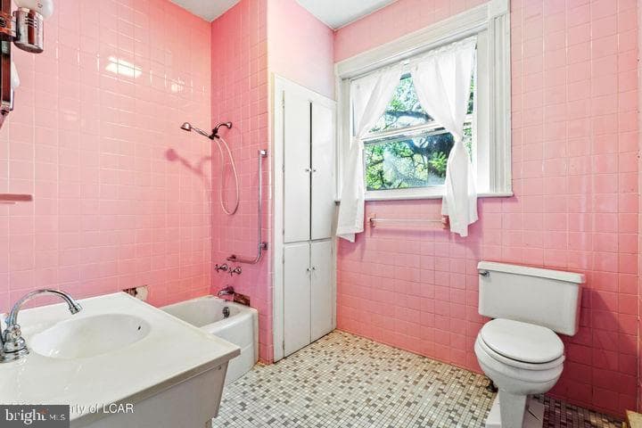 31 Exeter Avenue photo 21