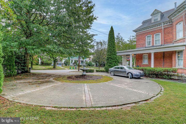 31 Exeter Avenue photo 3