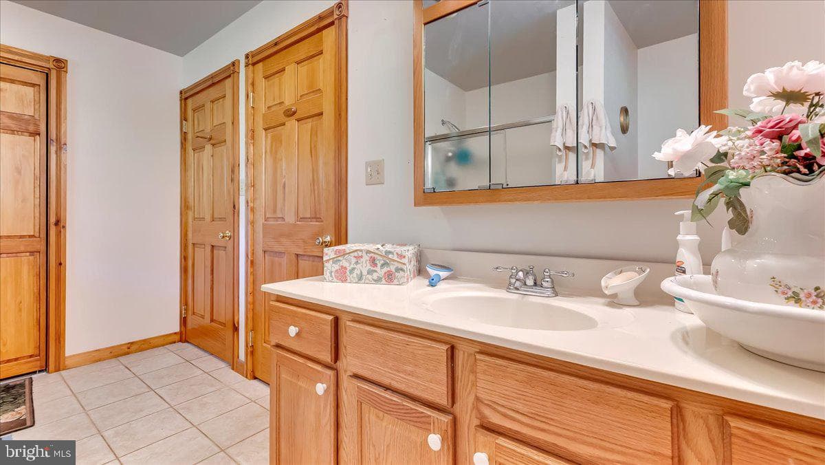 172 Golf Course Road photo 13