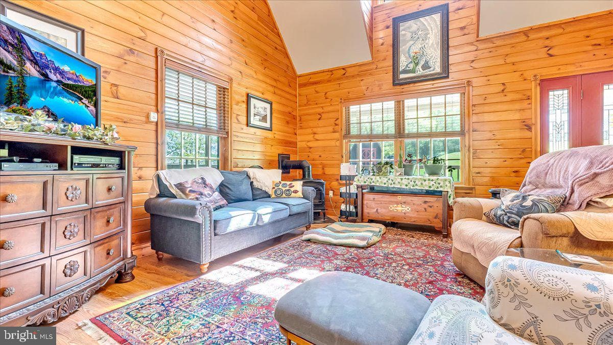 172 Golf Course Road photo 3