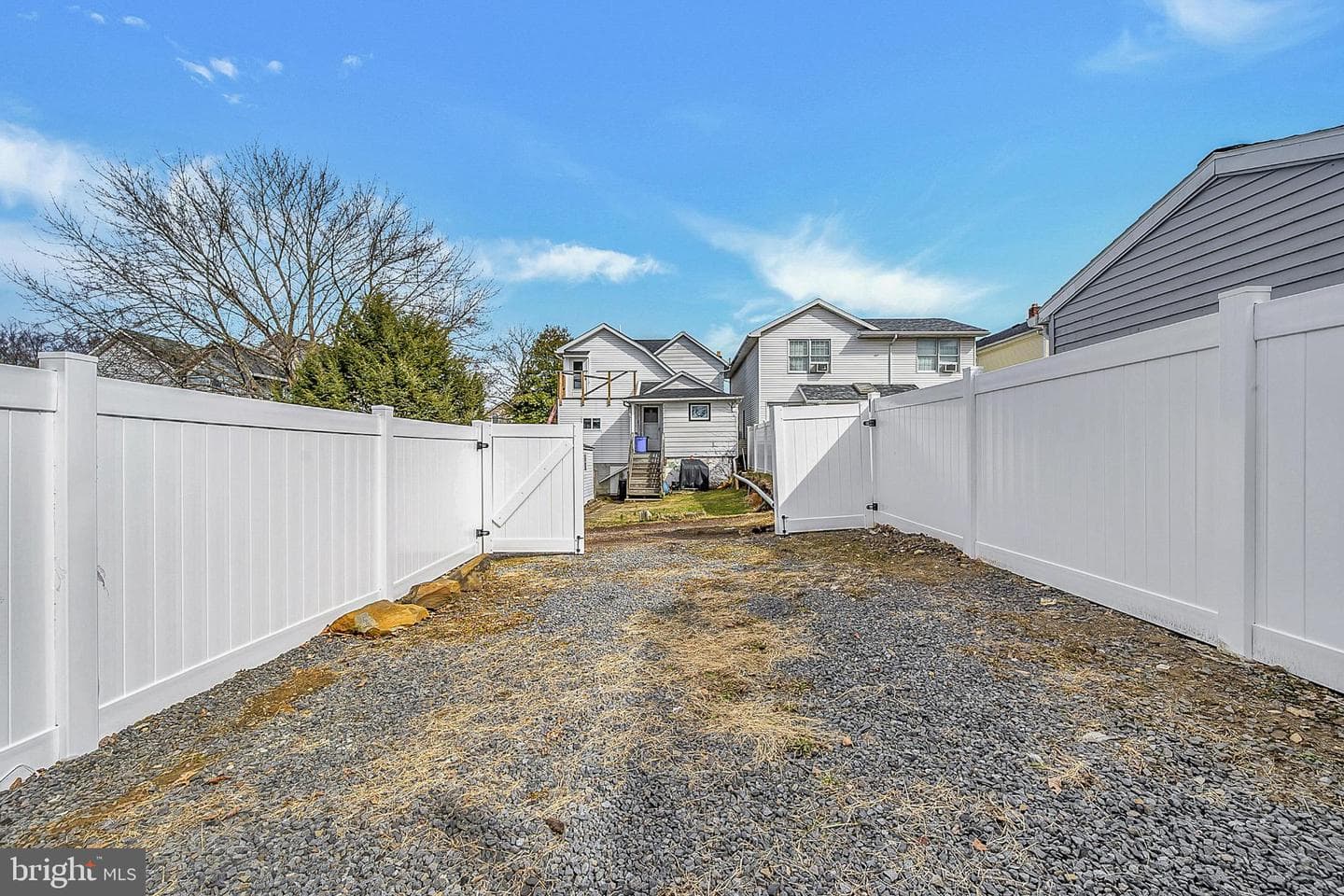 132 Espy Street photo 22