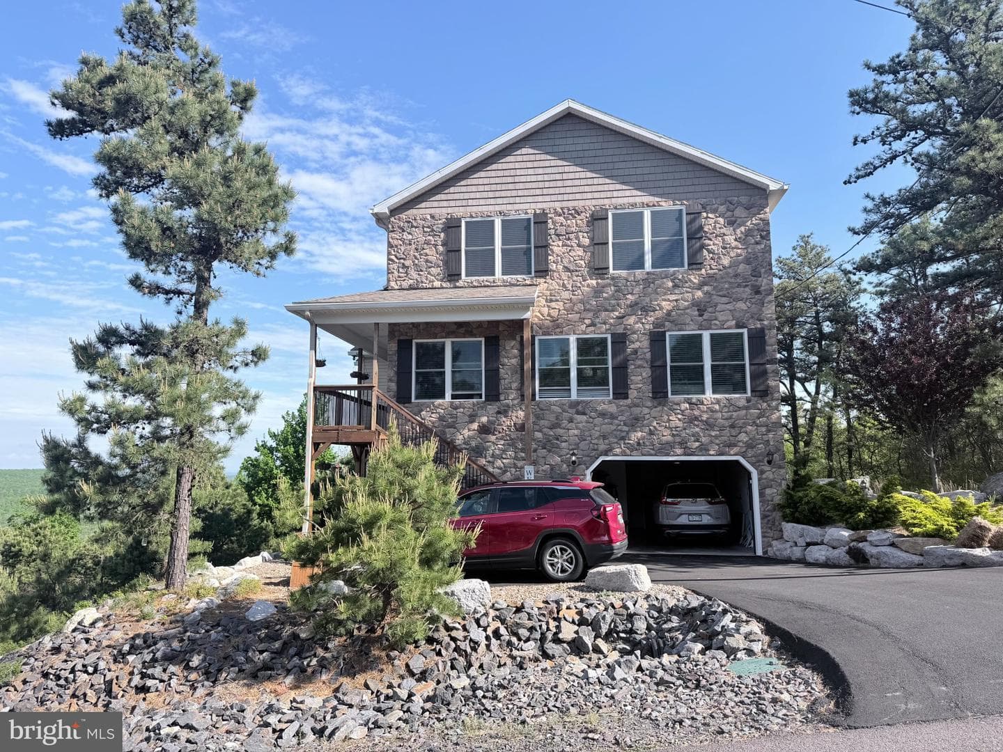 532 Buck Mountain Boulevard, Hazleton