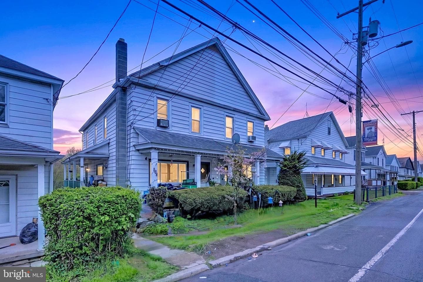 932 Main, Plymouth