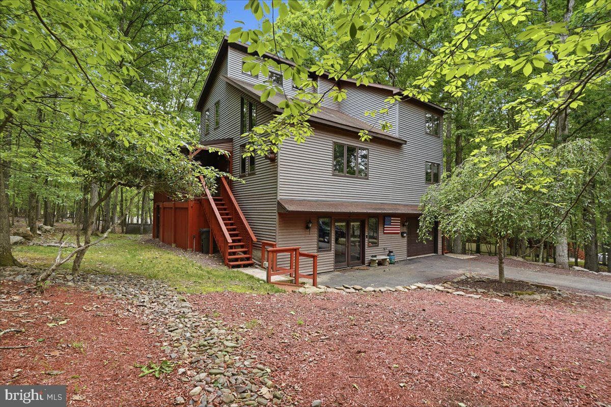 208 Owego Drive photo 3