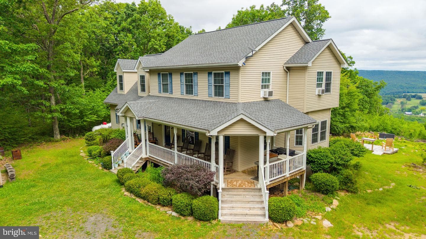 210 White Mountain Lane photo 3