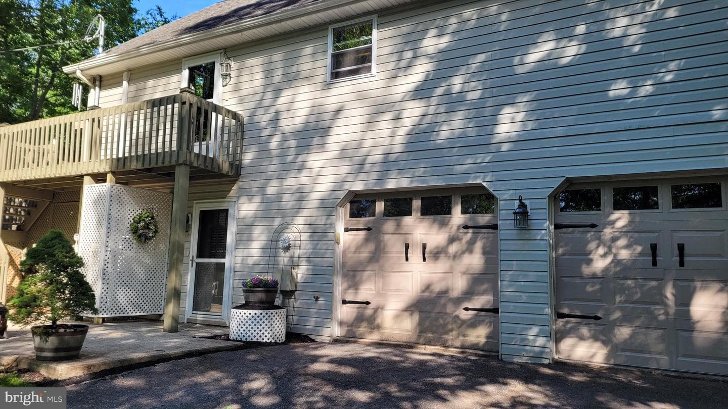 202 Trapper Springs Circle photo 3
