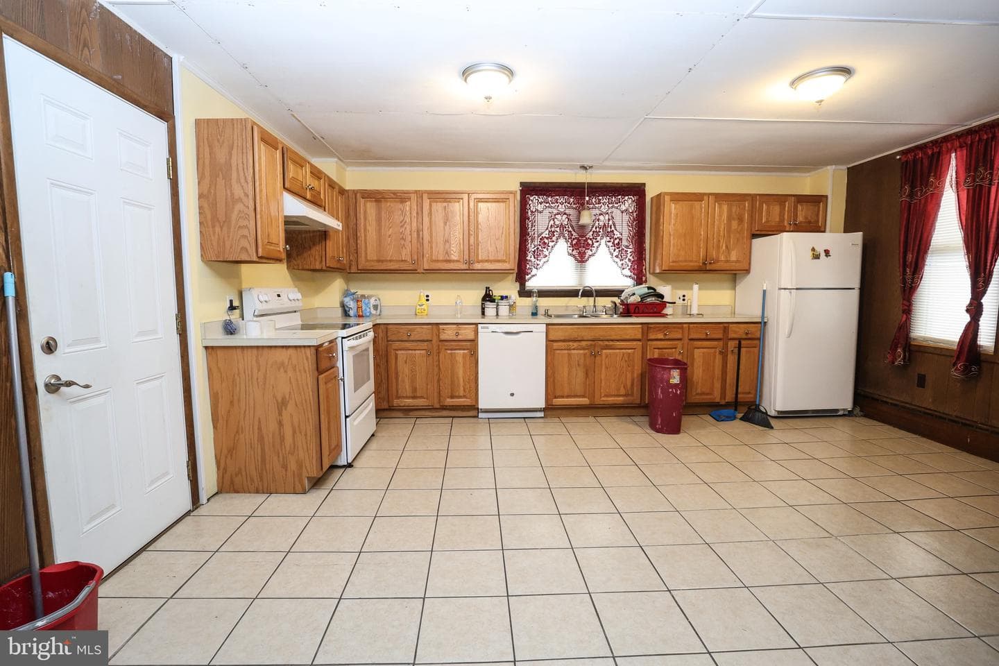 9 Hemlock Street photo 11