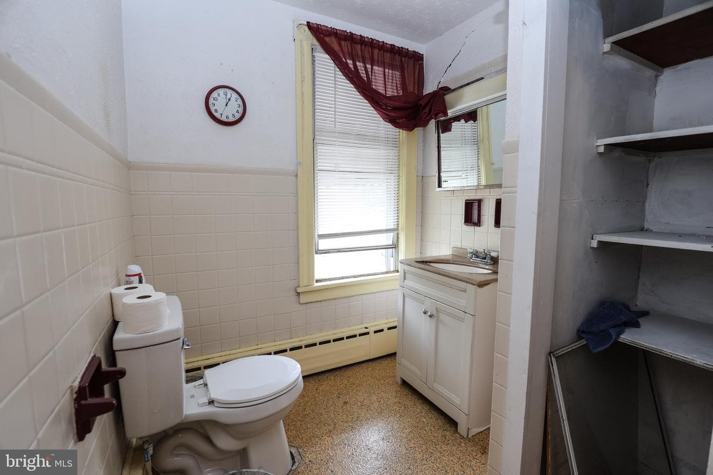 9 Hemlock Street photo 16