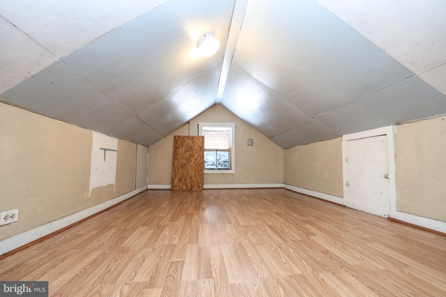 9 Hemlock Street photo 22