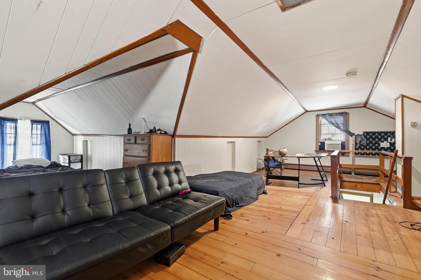 293 Lyndwood Avenue photo 28