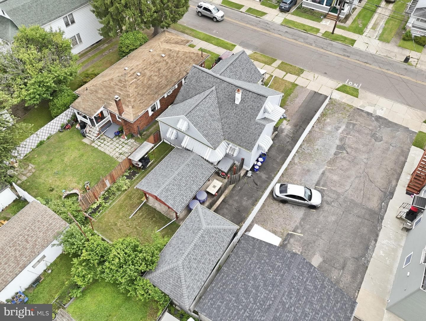 293 Lyndwood Avenue photo 42