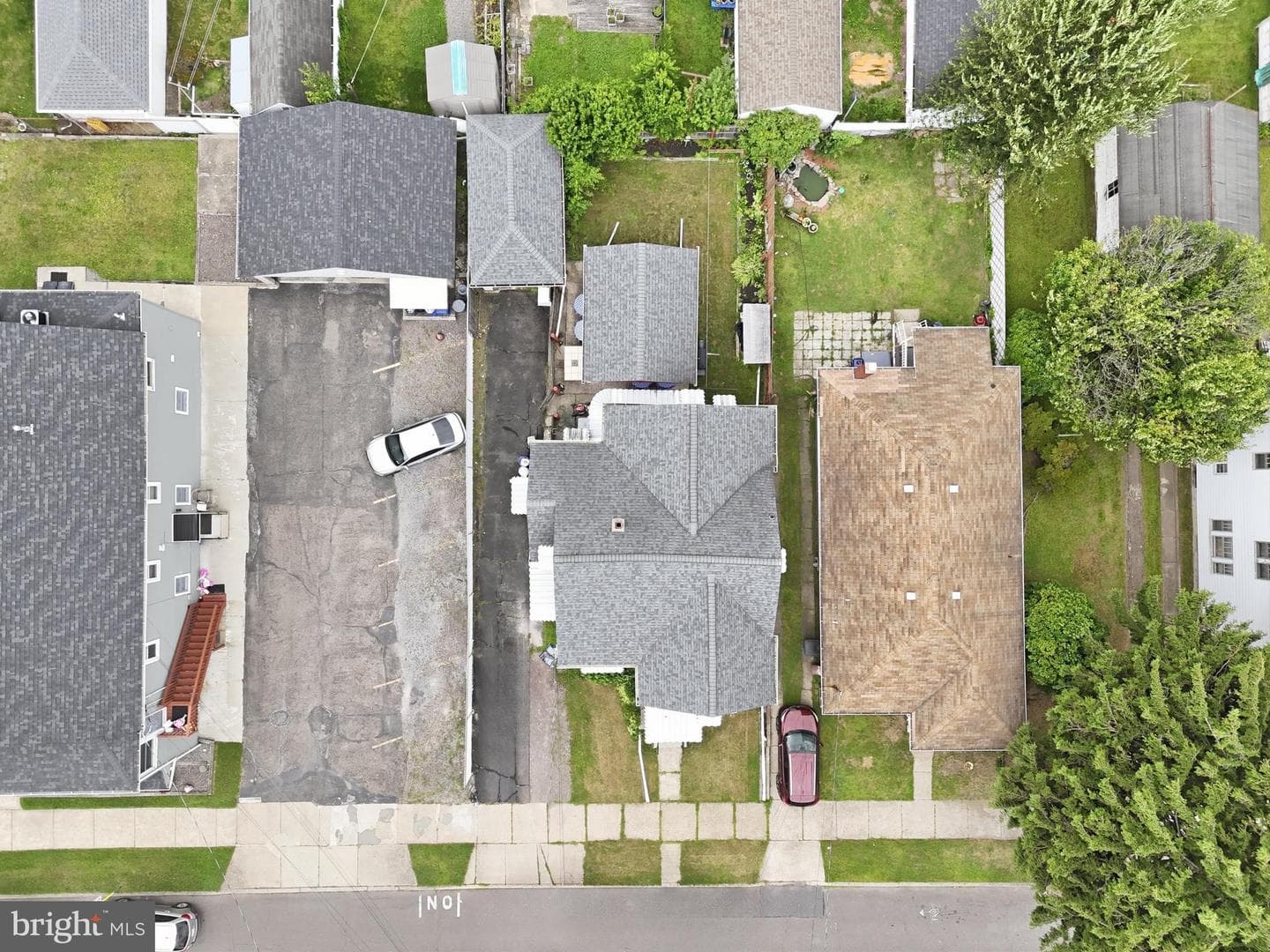 293 Lyndwood Avenue photo 43