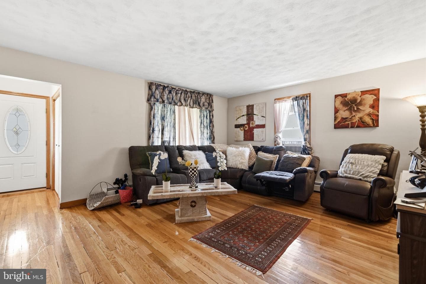 293 Lyndwood Avenue photo 9
