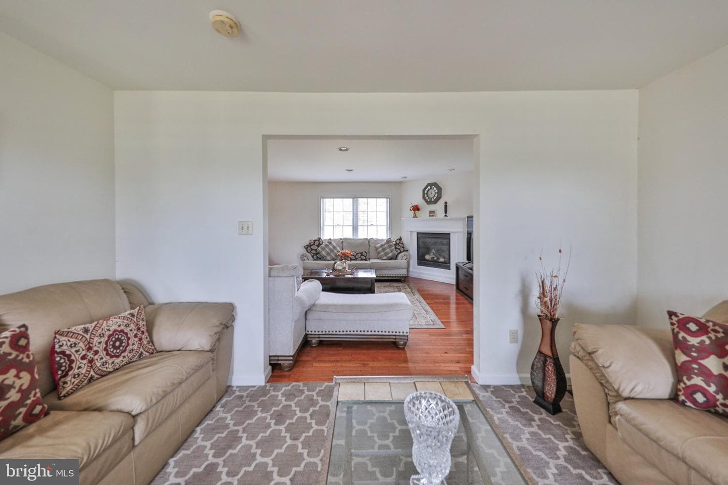 42 Louis Circle photo 8