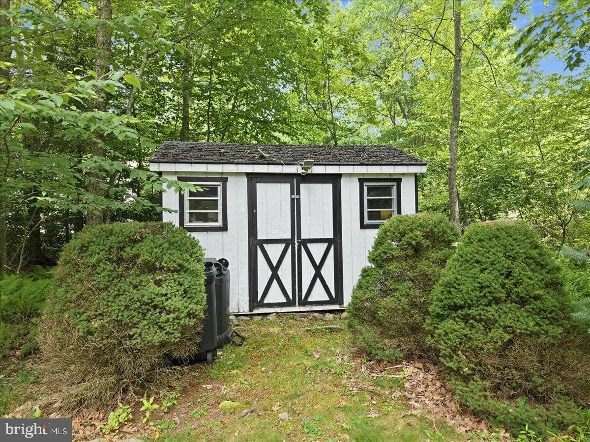 498 Twinbrook Road photo 106