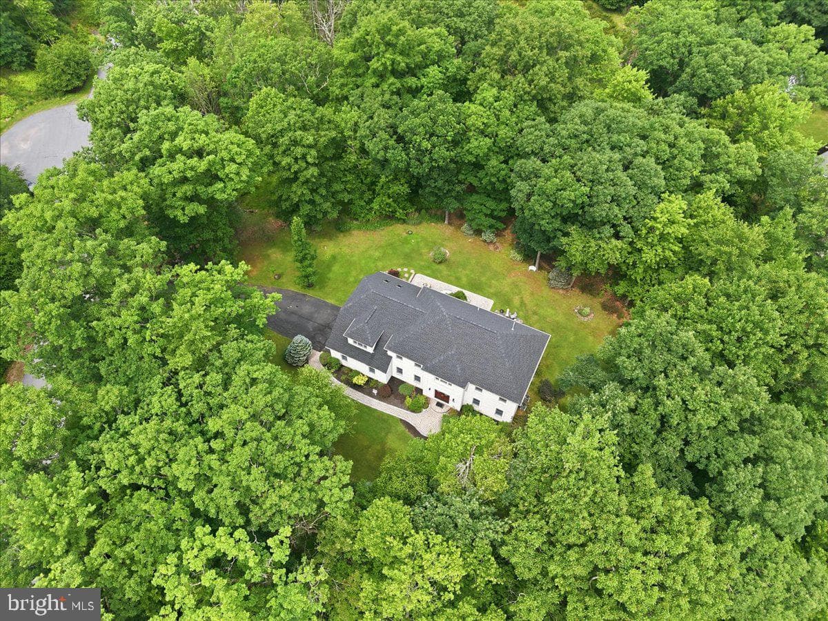 498 Twinbrook Road photo 113