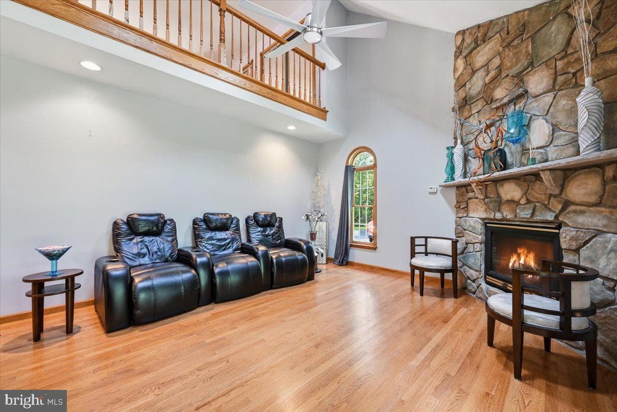 498 Twinbrook Road photo 15