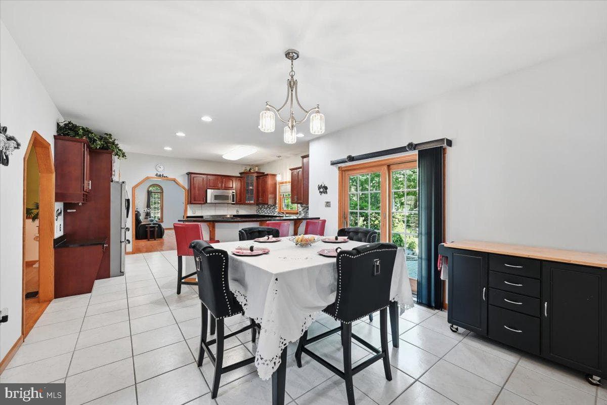 498 Twinbrook Road photo 34