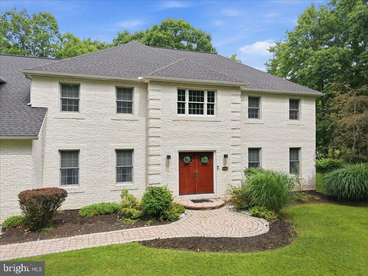 498 Twinbrook Road photo 6