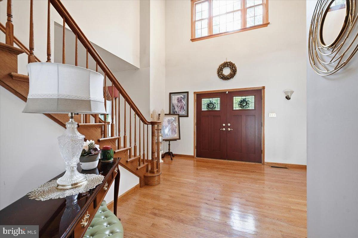 498 Twinbrook Road photo 9