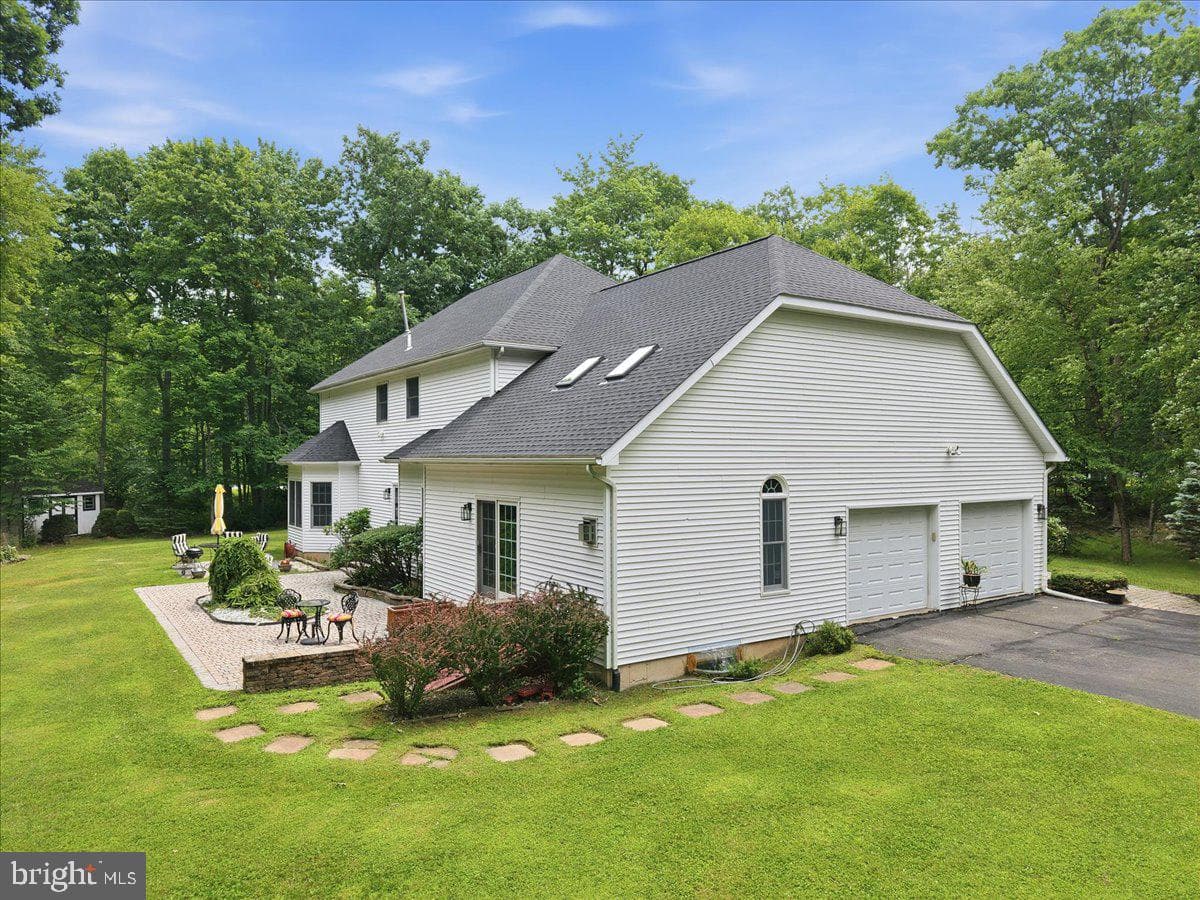 498 Twinbrook Road photo 96