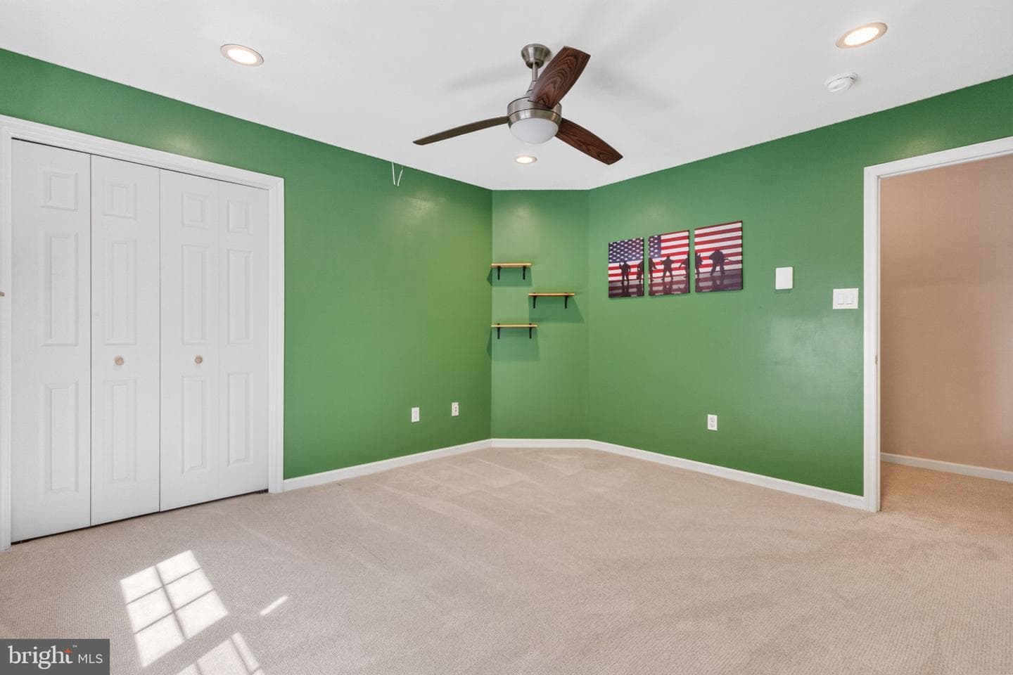 1300 Beaupland Road photo 48