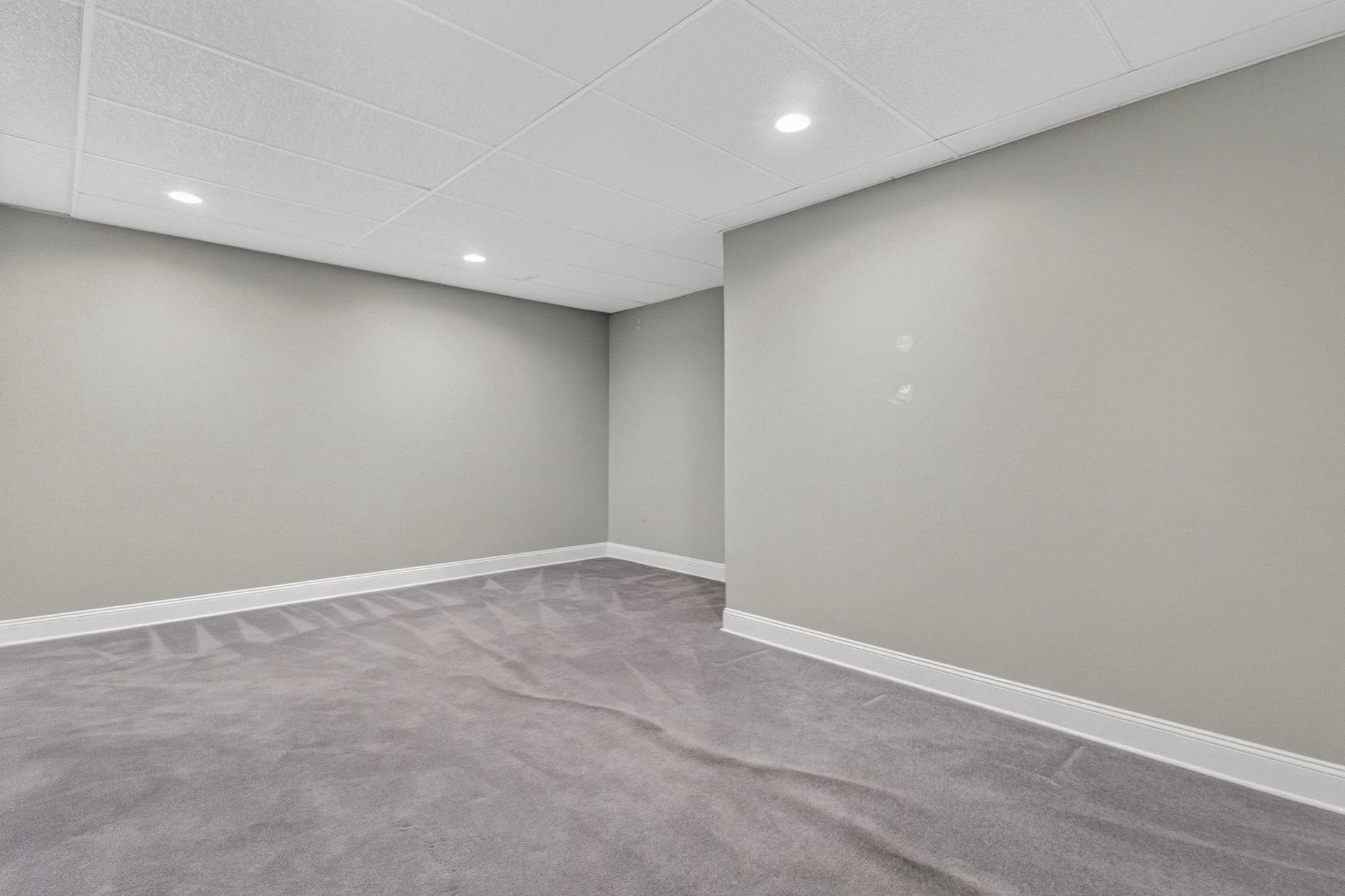 1300 Beaupland Road photo 60
