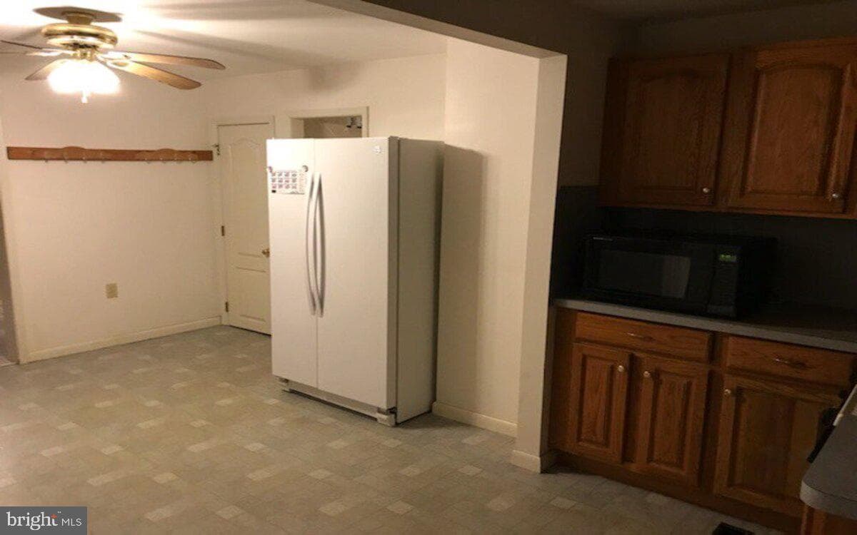 2154 Brick Avenue photo 3