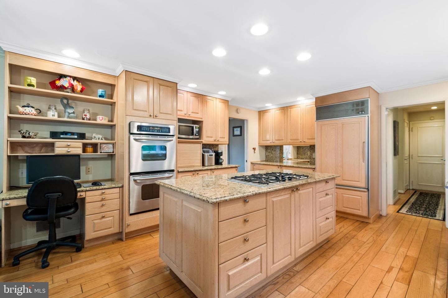 495 N Abington Road photo 18