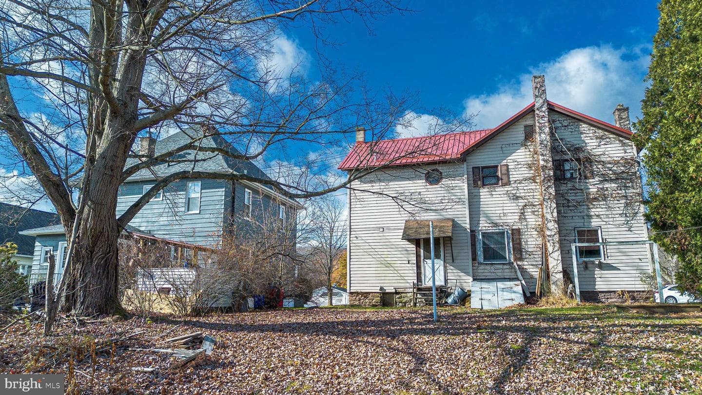 330 McKinley Avenue photo 5