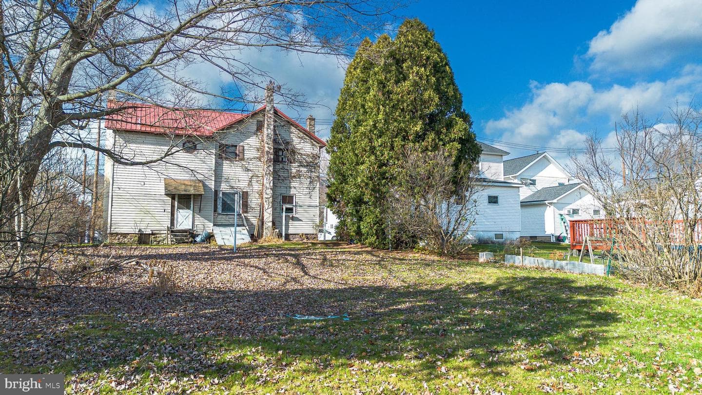 330 McKinley Avenue photo 6