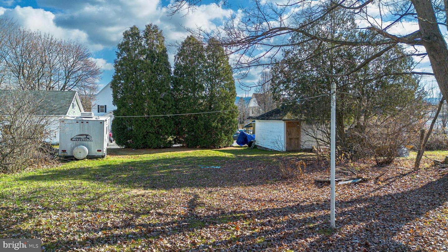 330 McKinley Avenue photo 7
