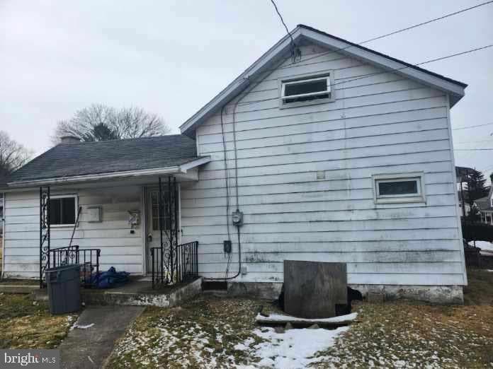 191 Spruce St photo 5