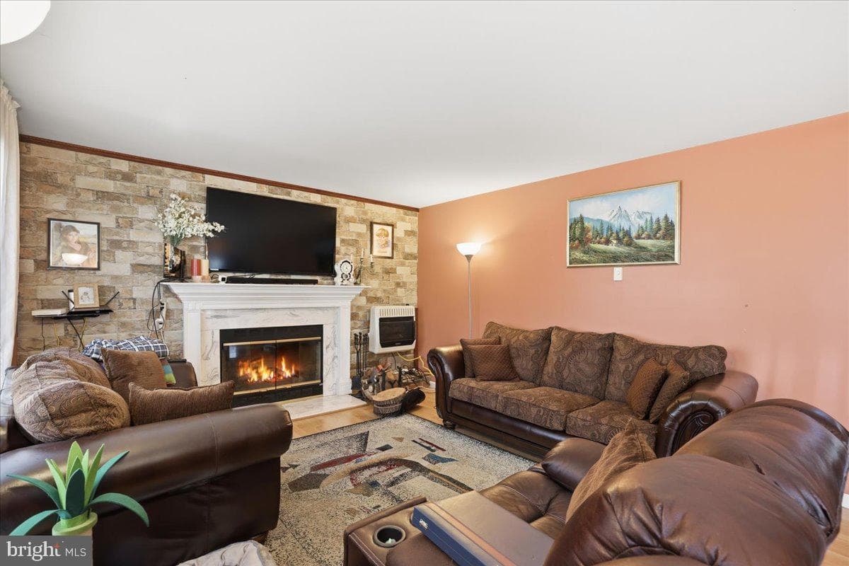 270 Packanack Drive photo 12