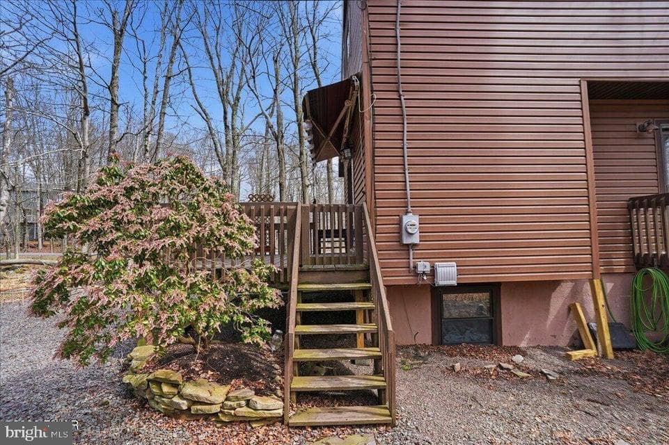 5 Leah Lane photo 25
